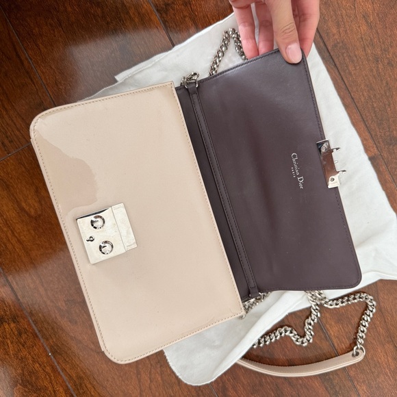 Dior bag - Picture 8 of 16